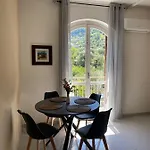 Sun Center * Sorrento